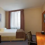 Focus Szálloda 3*