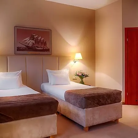 Hotel Focus 3*