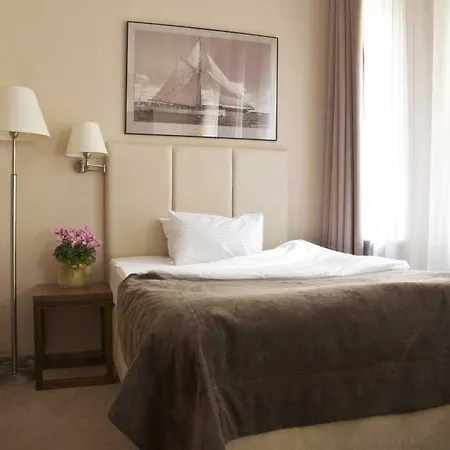 Focus Hotel 3*