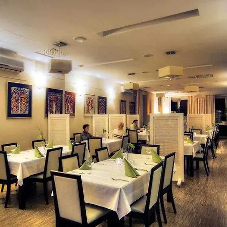 Focus Hotel Estetino